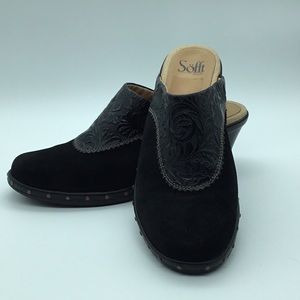 Sofft Black Tooled Leather Design Clog/Mule - Size 10M
